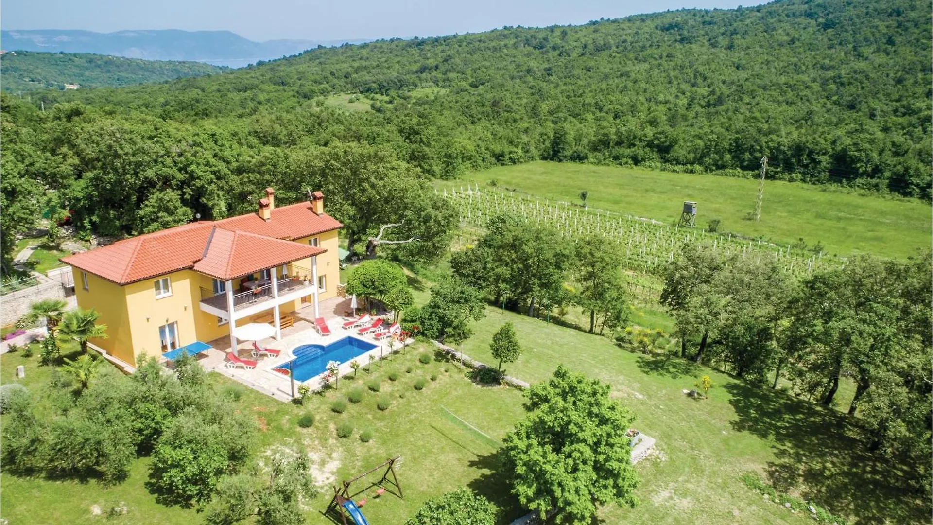 4 Bedroom Beautiful Home In Kranjci Raša
