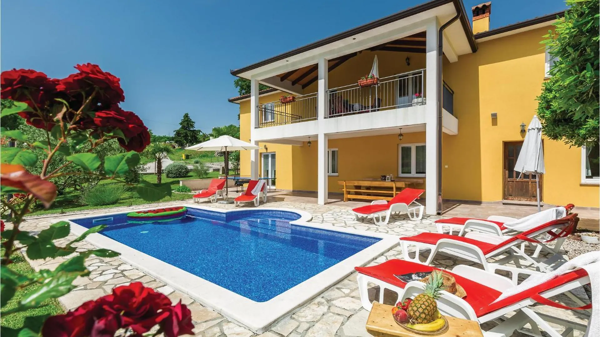 4 Bedroom Beautiful Home In Kranjci Raša