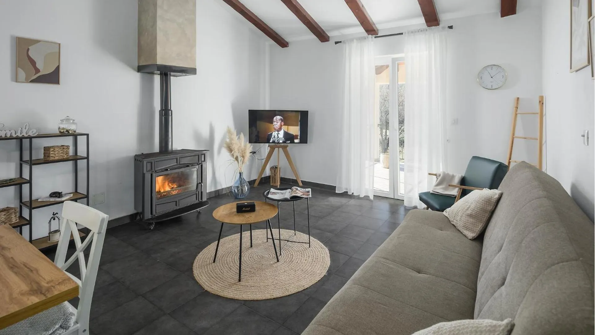 4 Bedroom Beautiful Home In Kranjci Raša 0*,  Κροατία