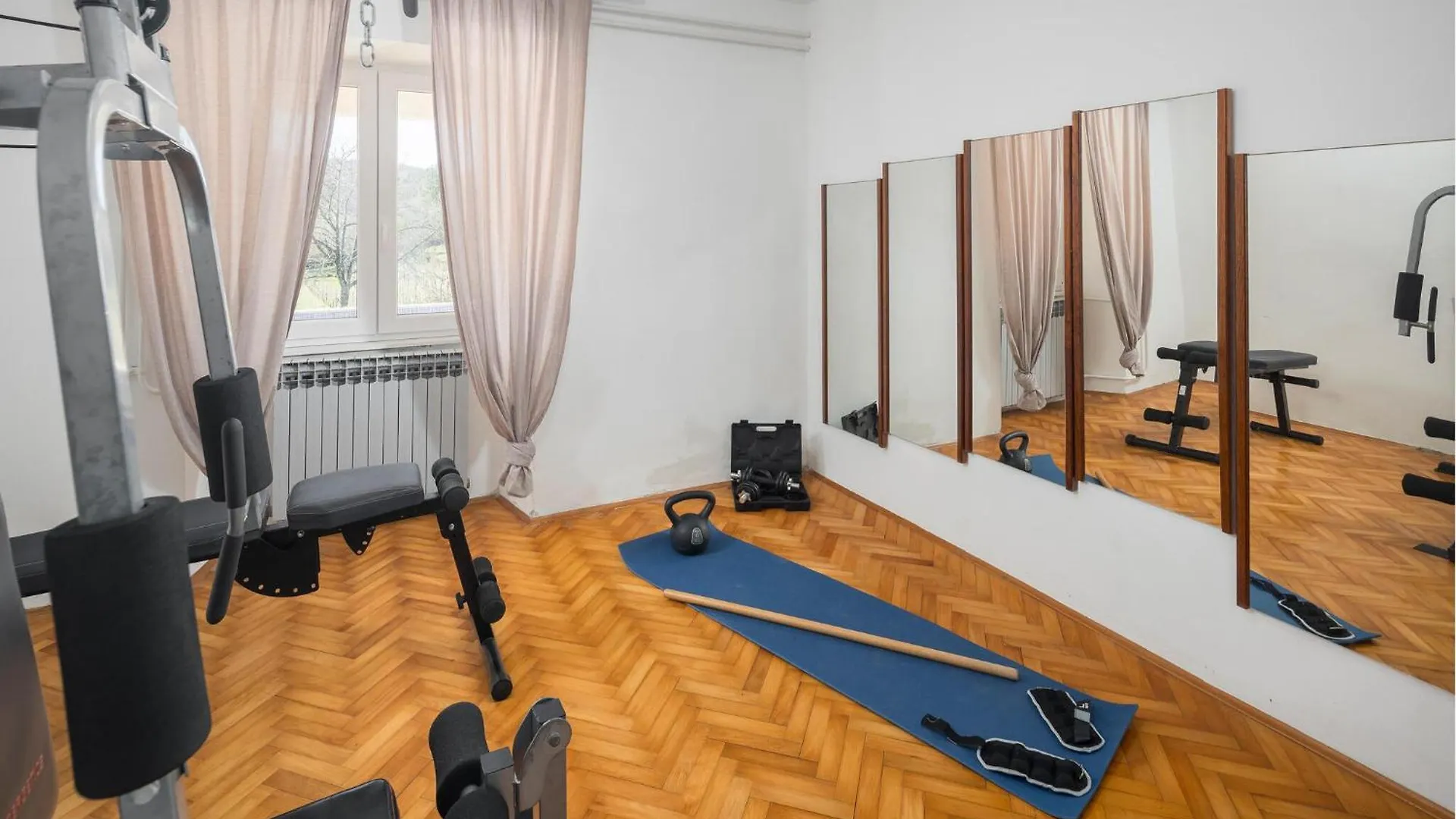 4 Bedroom Beautiful Home In Kranjci Raša Σπίτι διακοπών
