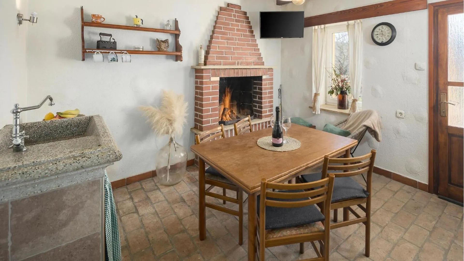 Tatil Evi 4 Bedroom Beautiful Home In Kranjci Raša
